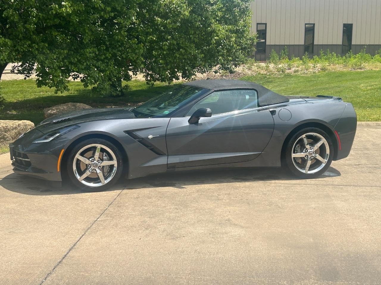 Used 2014 Chevrolet Corvette Stingray Convertible w/ 3LT Preferred Equipment Group RWD image 3