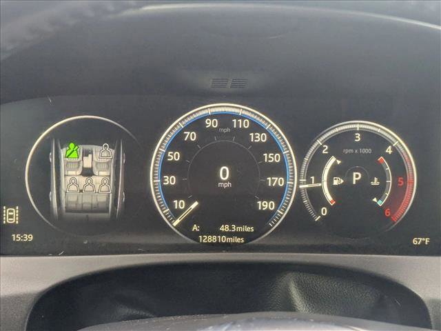 Used 2017 Jaguar F-PACE R-Sport image 11