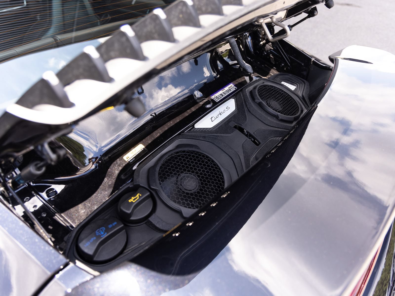Certified 2021 Porsche 911 Turbo S AWD/4WD image 27