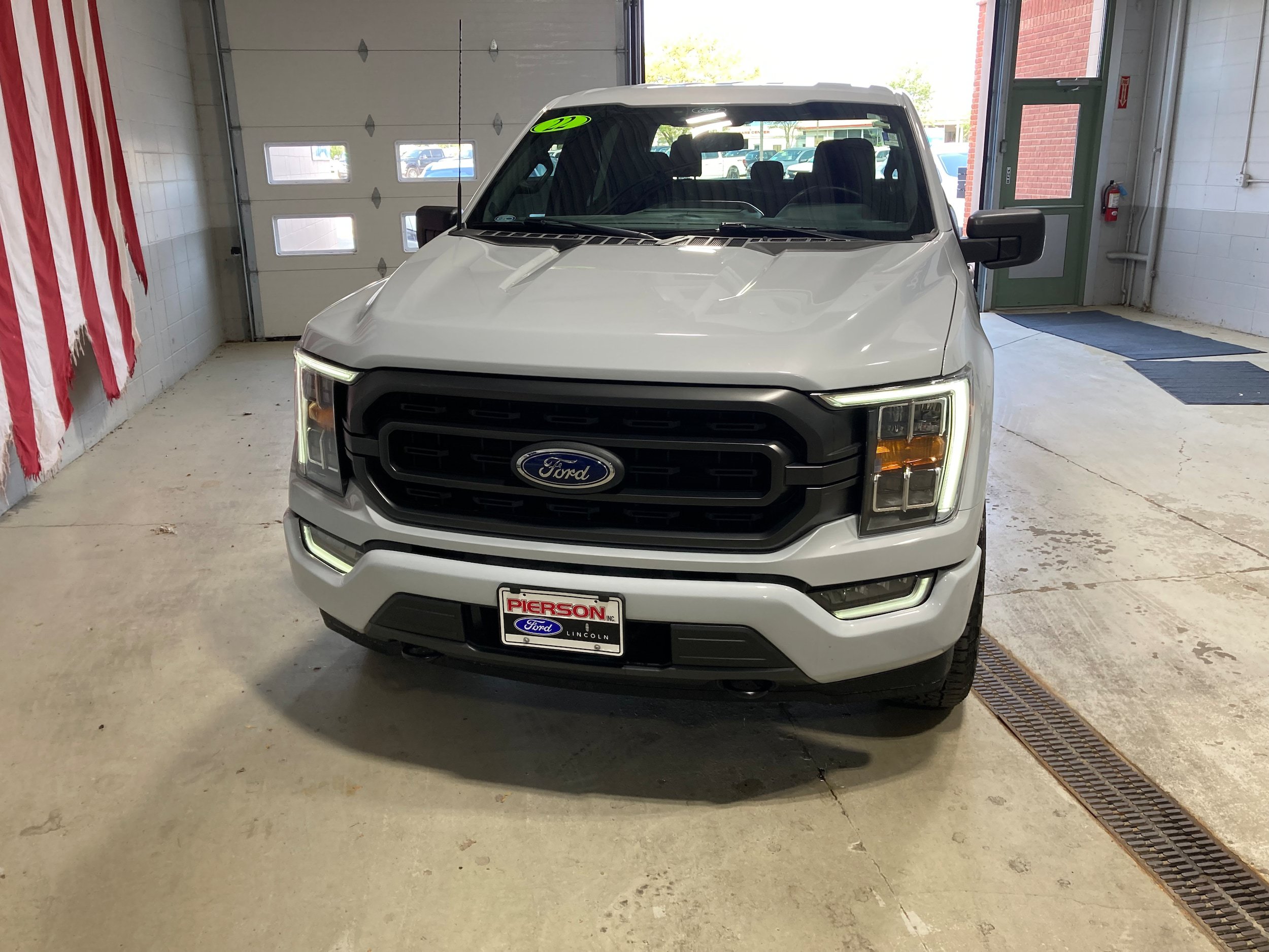Used 2022 Ford F150 XLT w/ Equipment Group 302A High AWD/4WD image 2