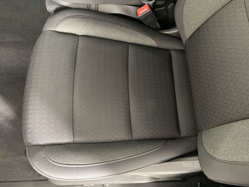 New 2026 GMC Sierra 1500 SLE image 21