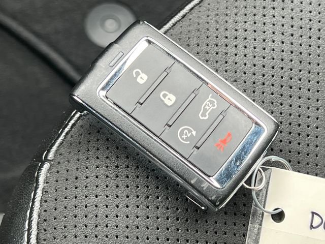 Used 2023 Jeep Grand Cherokee Altitude image 31