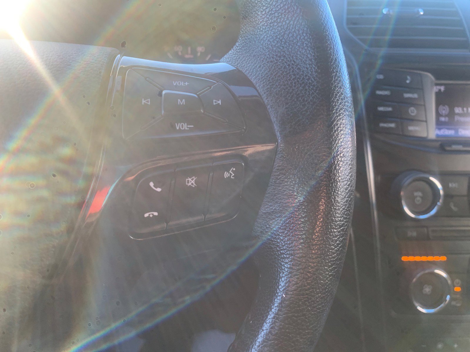 Used 2017 Ford Explorer XLT image 13