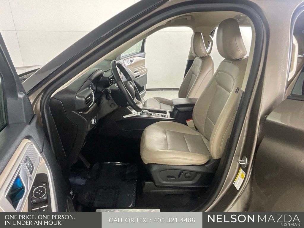 Used 2021 Ford Explorer Limited w/ Equipment Group 301A AWD/4WD image 11