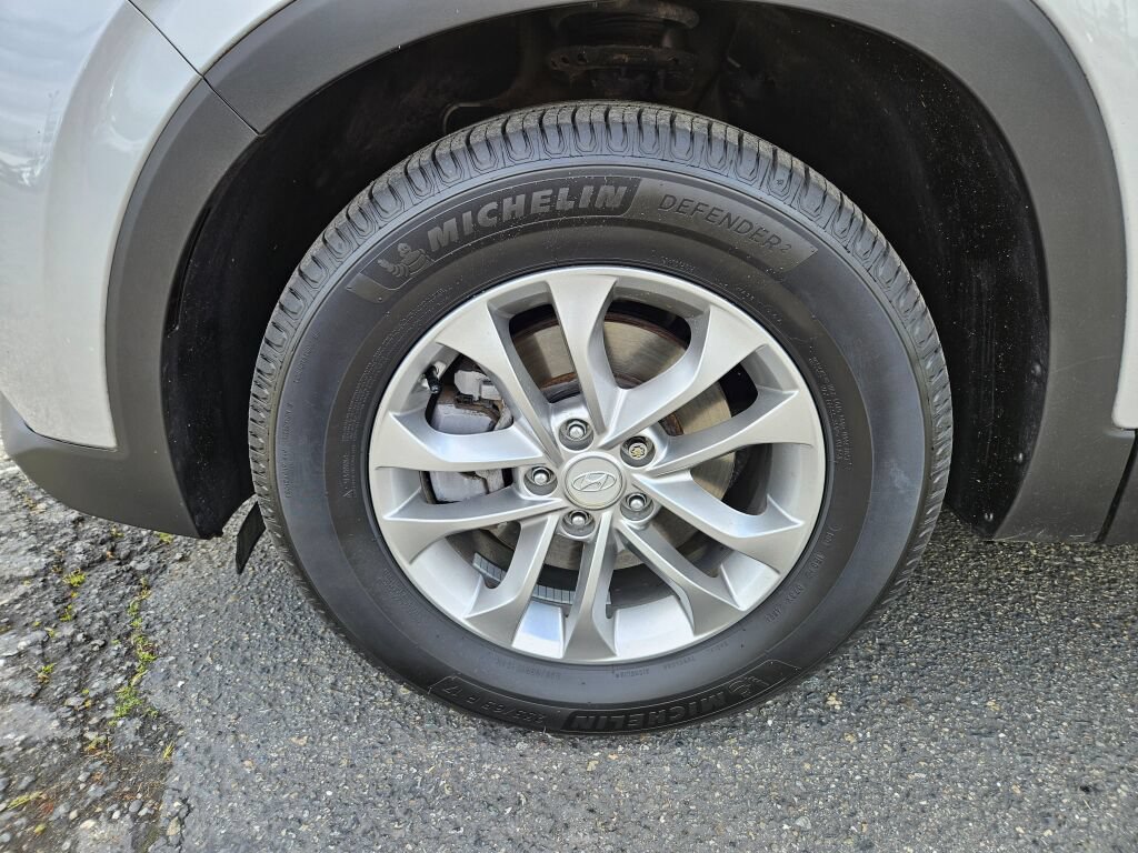 Used 2020 Hyundai Santa Fe SE FWD image 8