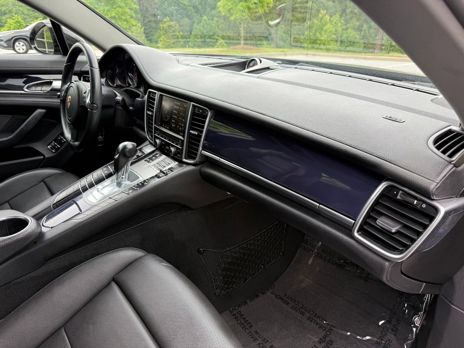 Used 2014 Porsche Panamera RWD image 24
