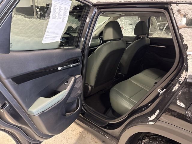 Certified 2024 Kia Seltos SX w/ SX Sunroof Package image 28