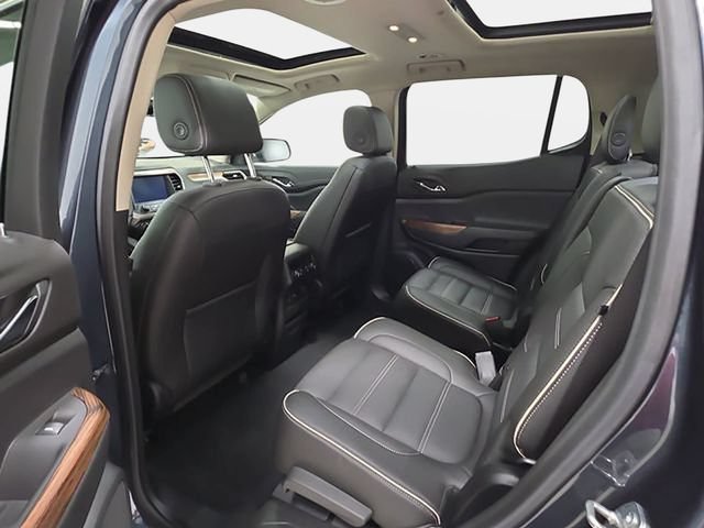 Used 2019 GMC Acadia Denali w/ Technology Package AWD/4WD image 12