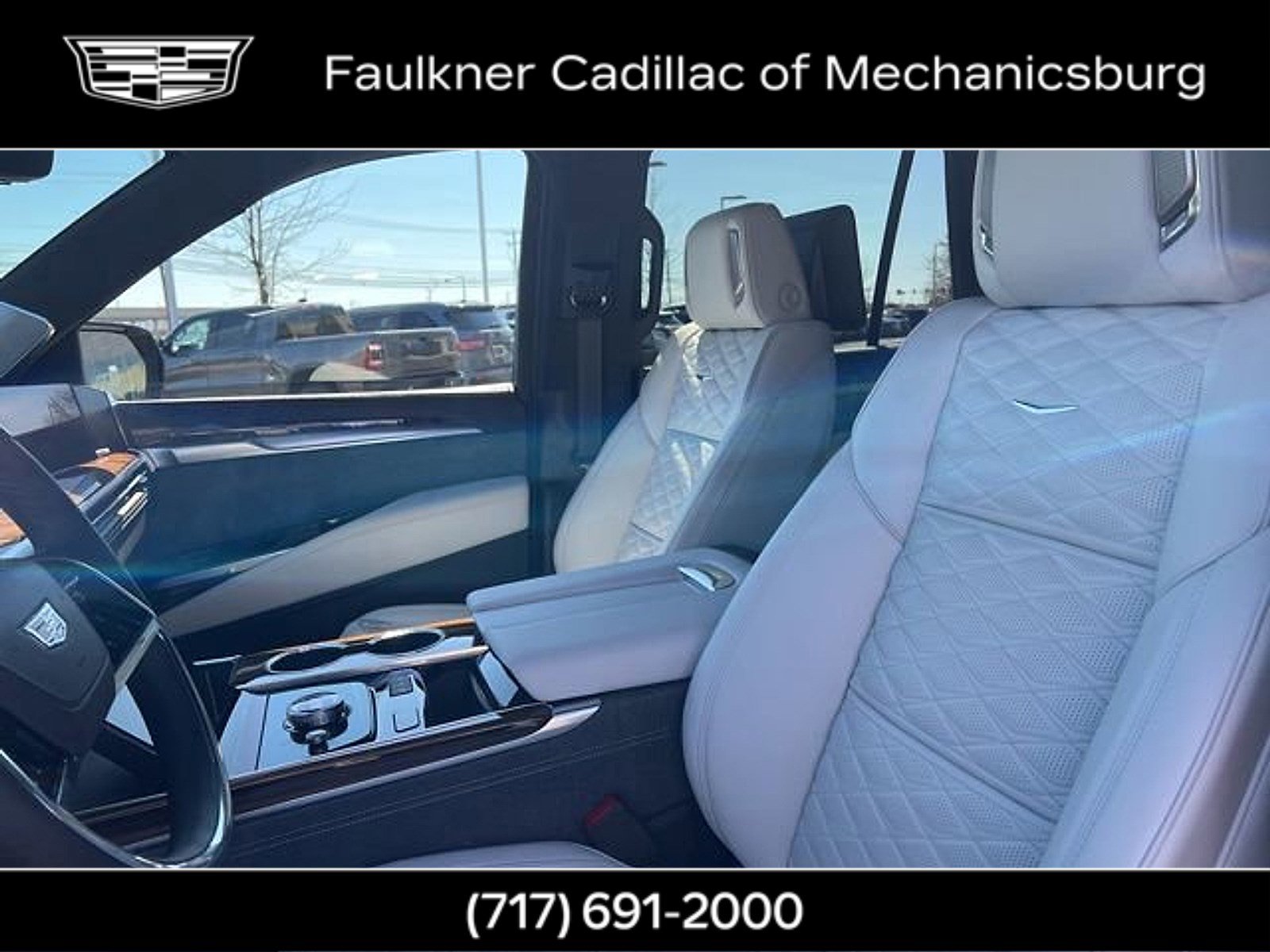 Used 2026 Cadillac Escalade Platinum Sport w/ LPO, ONYX Package image 23