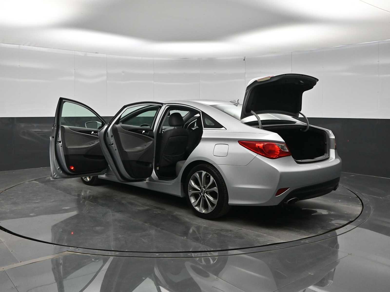 Used 2014 Hyundai Sonata SE w/ Premium Package 03 FWD image 46
