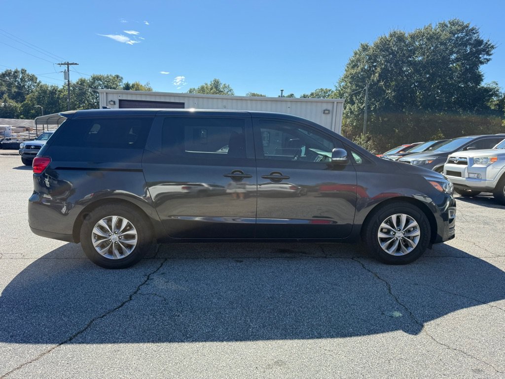 Used 2021 Kia Sedona LX FWD image 8