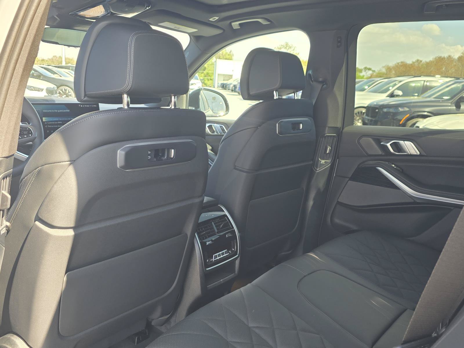 New 2026 BMW X5 xDrive50e w/ M Sport Package AWD/4WD image 13