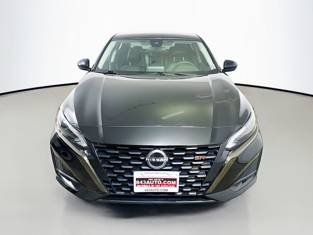 Used 2023 Nissan Altima 2.5 SR video 2