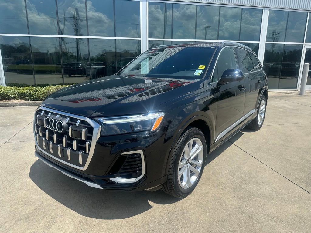 Certified 2025 Audi Q7 3.0T Premium w/ Convenience Package