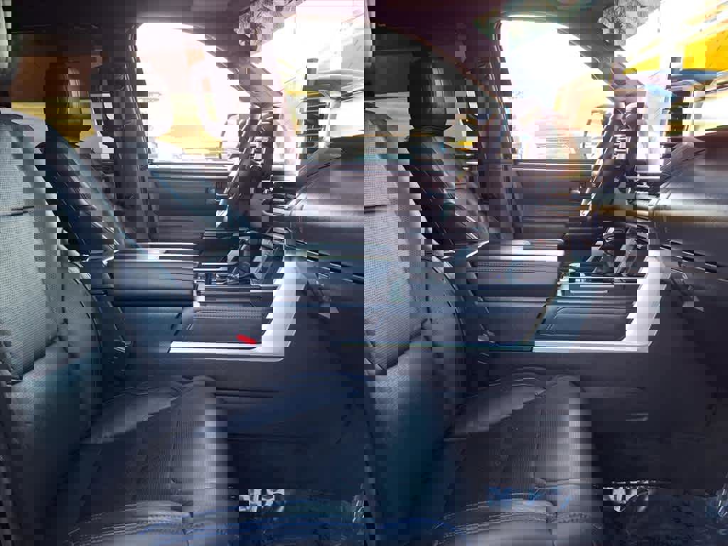 Used 2025 Toyota Tundra Platinum image 21