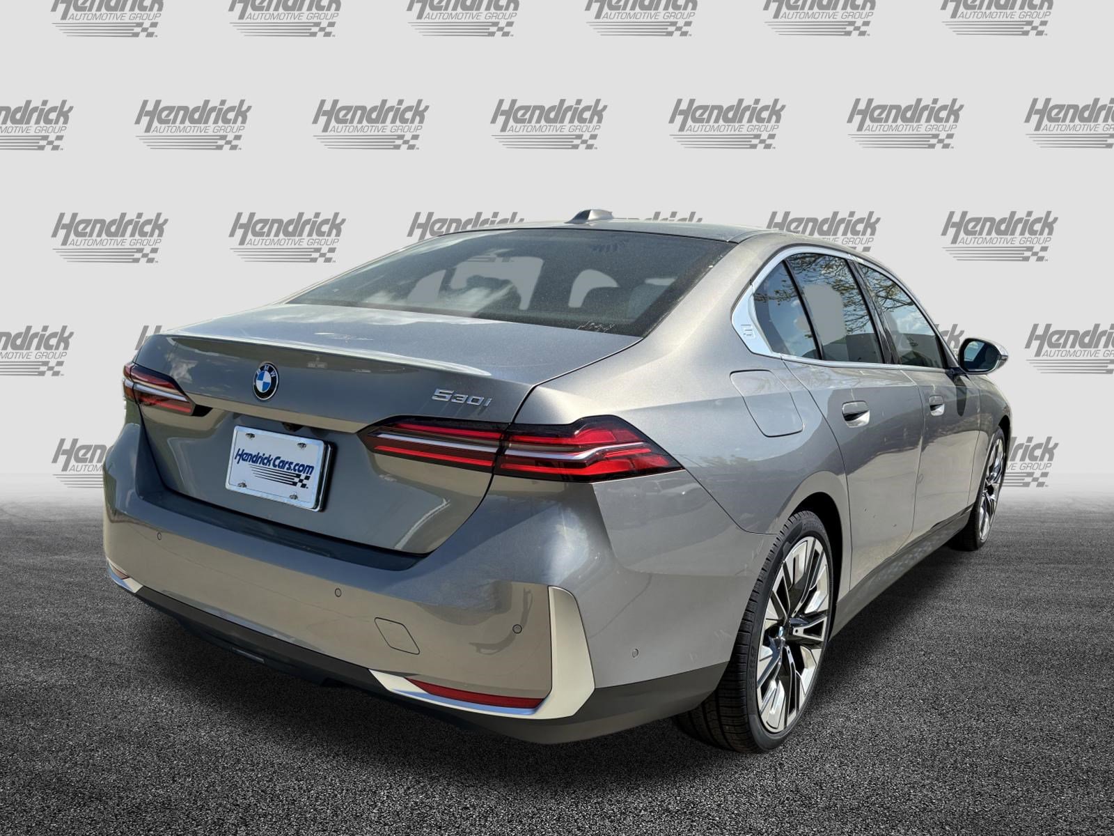Certified 2026 BMW 530i image 9