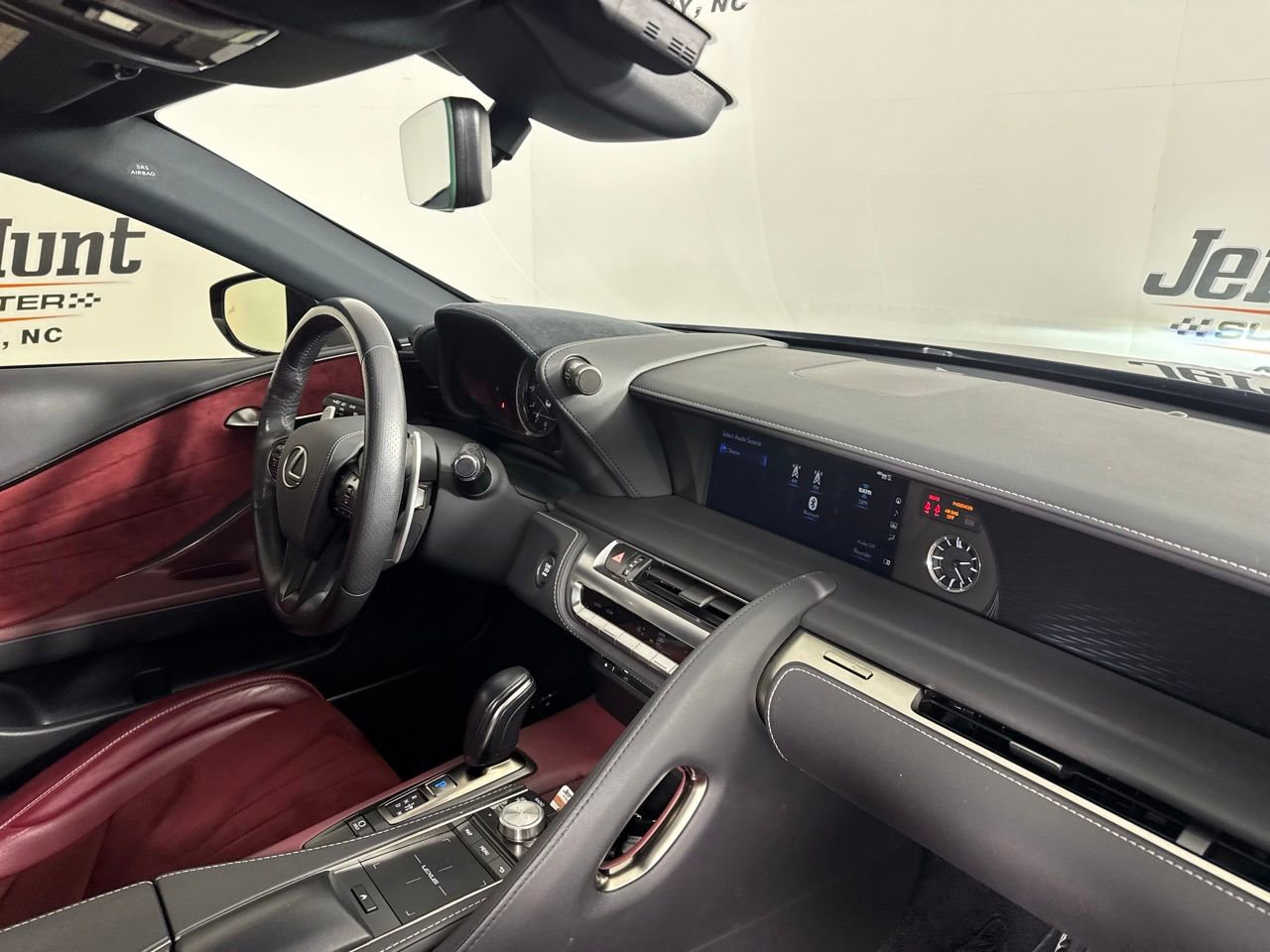 Used 2018 Lexus LC 500 500 w/ Sport Package image 29