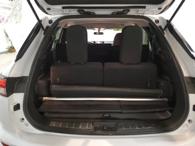 Used 2024 Mitsubishi Outlander ES AWD/4WD image 6
