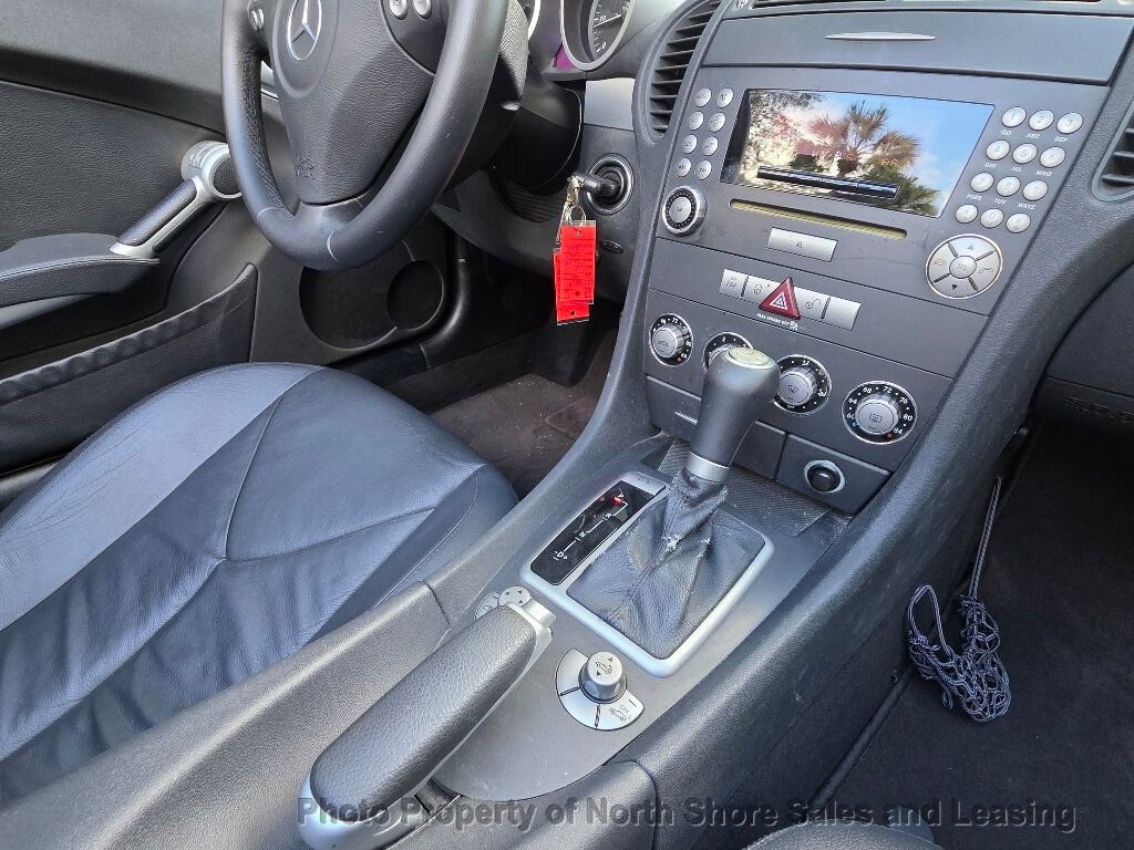 Used 2005 Mercedes-Benz SLK 350 Movie Star image 53
