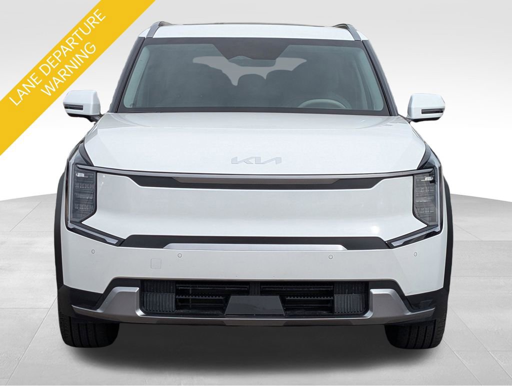 Certified 2024 Kia EV9 Wind AWD/4WD image 9