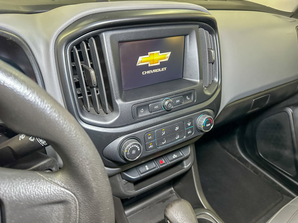 Used 2022 Chevrolet Colorado W/T AWD/4WD image 28