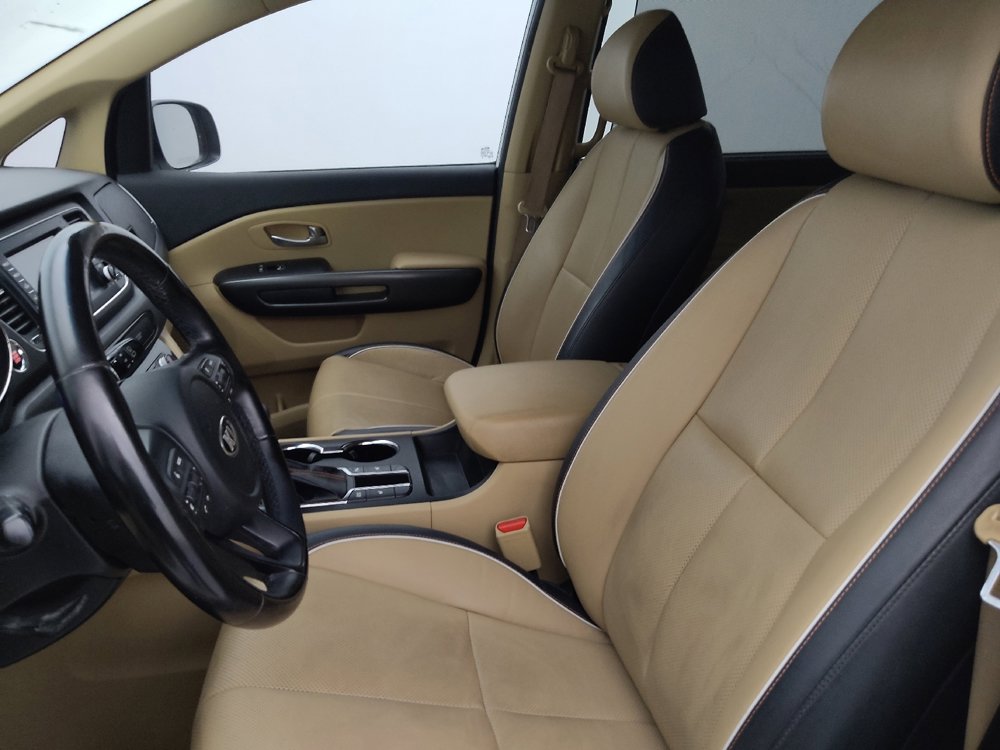 Used 2019 Kia Sedona EX image 17