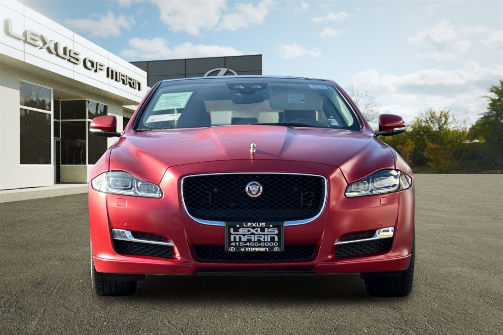 Used 2019 Jaguar XJ R-Sport image 6