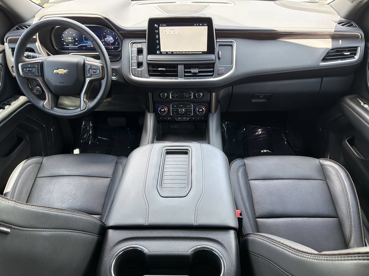 Used 2024 Chevrolet Tahoe High Country RWD image 13