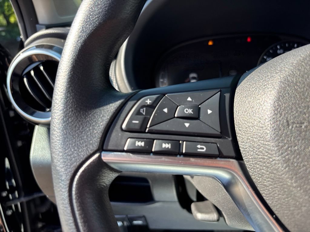 Used 2023 Nissan Kicks SV FWD image 21