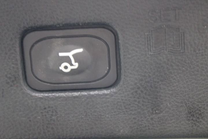 Used 2021 Ford Edge ST-Line image 15