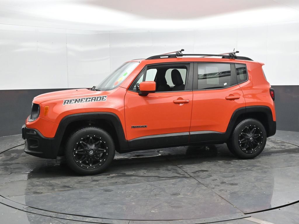 Used 2018 Jeep Renegade Latitude w/ Cold Weather Group image 7