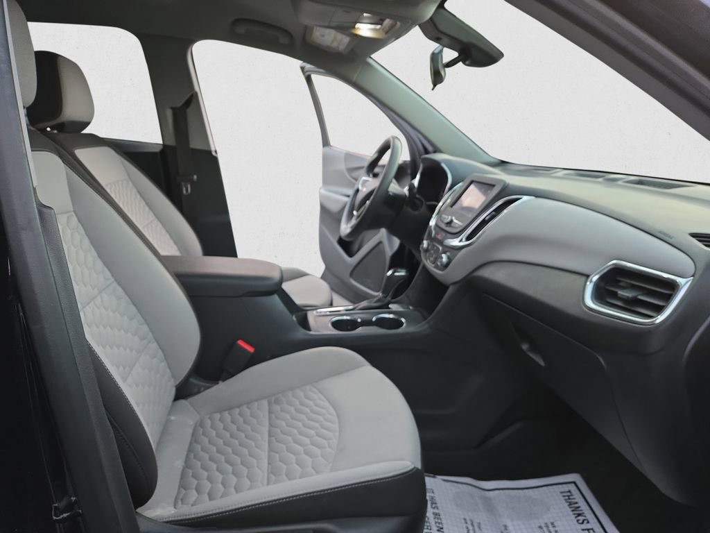 Used 2020 Chevrolet Equinox LS w/ LS Convenience Package image 15