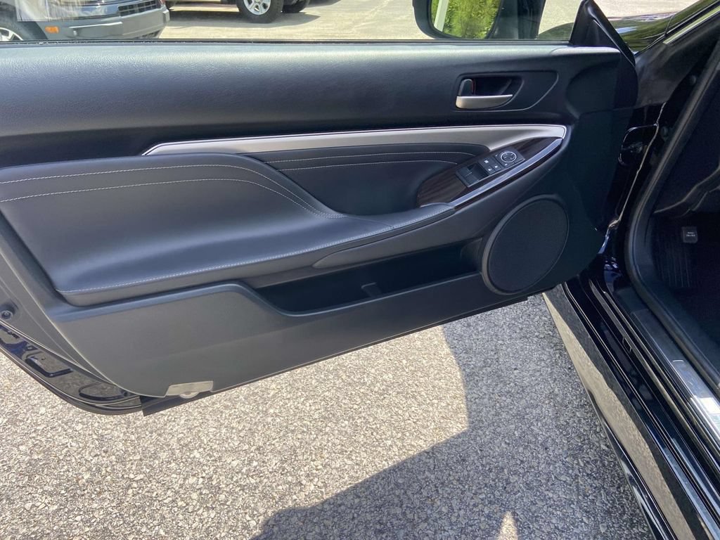 Used 2015 Lexus RC 350 w/ Navigation System Package RWD image 12