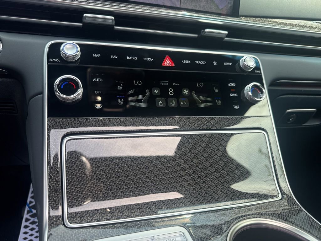 New 2026 Genesis GV80 3.5T e-SC AWD/4WD image 23