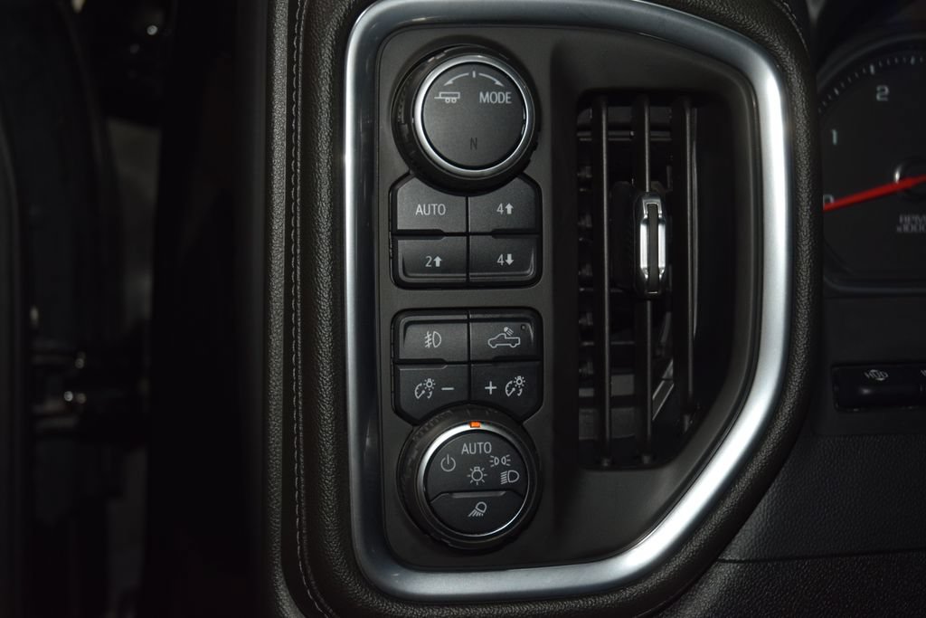 Used 2022 Chevrolet Silverado 2500 LTZ w/ LTZ Premium Package AWD/4WD image 37