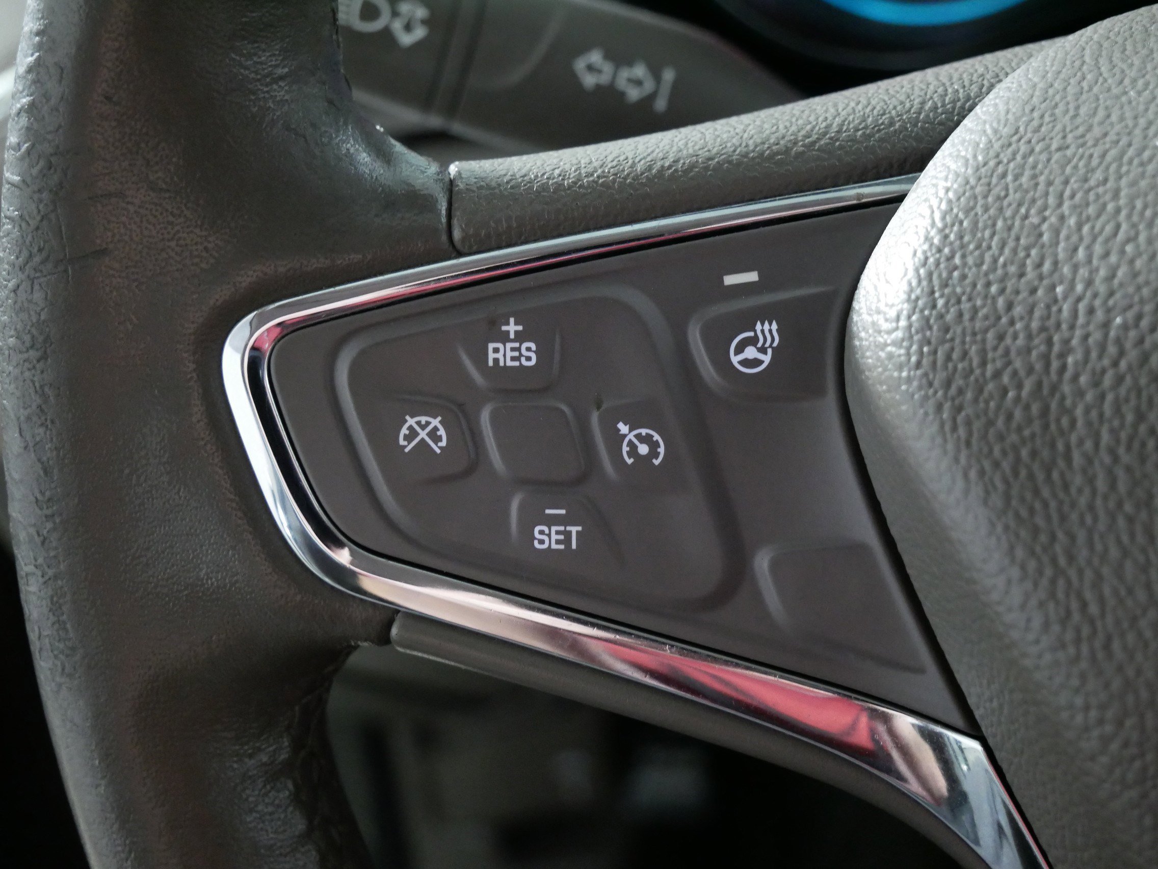 Used 2018 Chevrolet Cruze Premier image 27