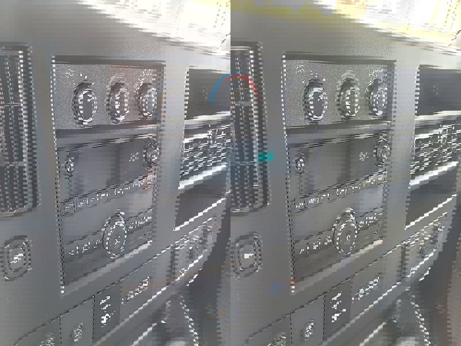 Used 2023 GMC Savana 3500 w/ Power Convenience Package image 15