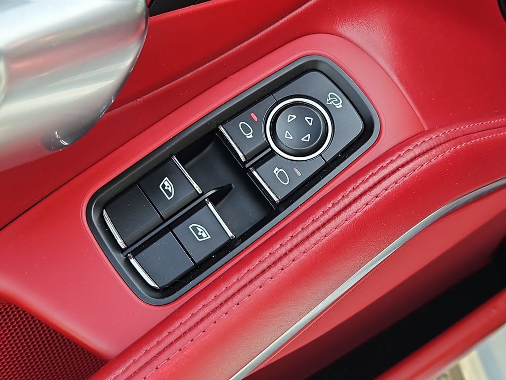 Certified 2019 Porsche 911 Targa 4 GTS AWD/4WD image 30