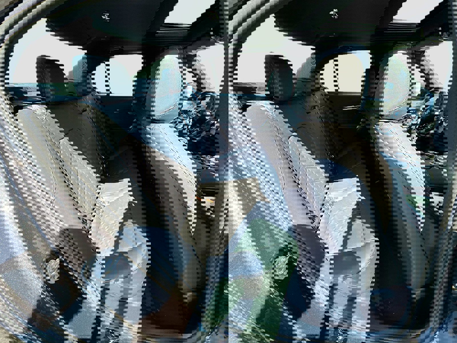 Used 2024 BMW 530i w/ M Sport Package image 27