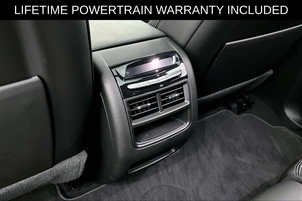 Used 2024 Cadillac XT5 Premium Luxury w/ Technology Package FWD image 31