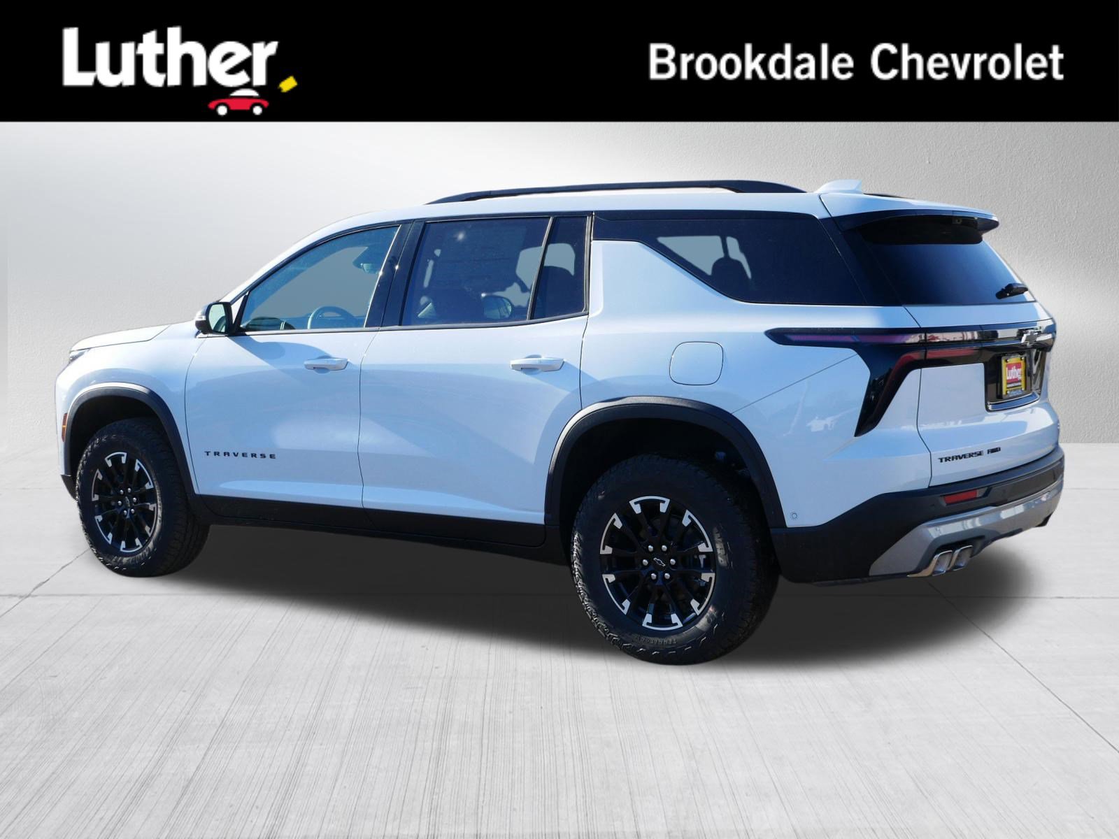New 2026 Chevrolet Traverse Z71 w/ Enhanced Driving Package image 1