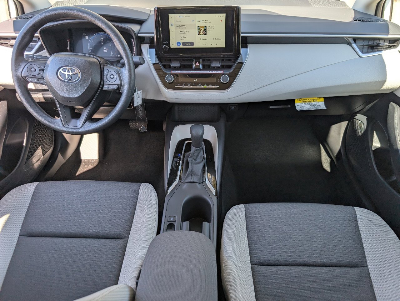 Used 2026 Toyota Corolla LE image 4