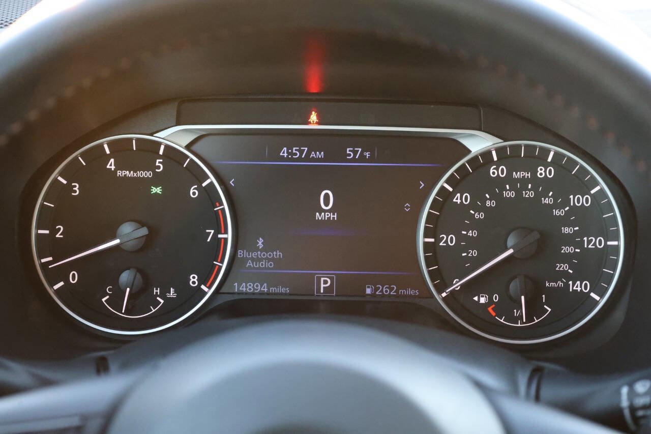 Used 2022 Nissan Altima 2.5 SR FWD image 19