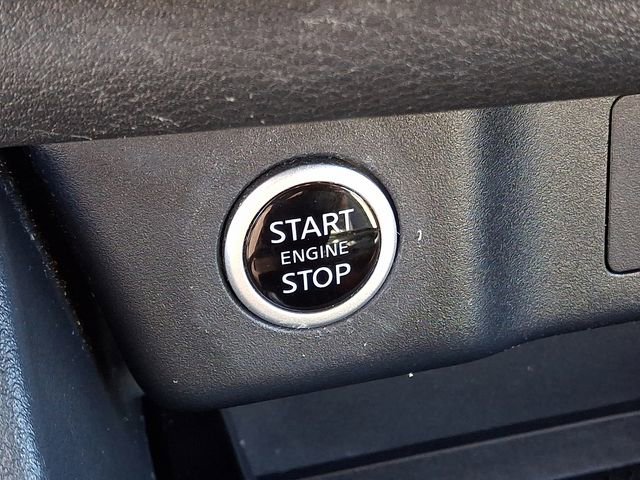 Used 2023 Nissan Rogue SV image 25