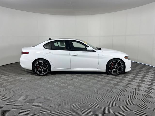 Used 2023 Alfa Romeo Giulia Ti w/ Active Assist Plus Package AWD/4WD image 8