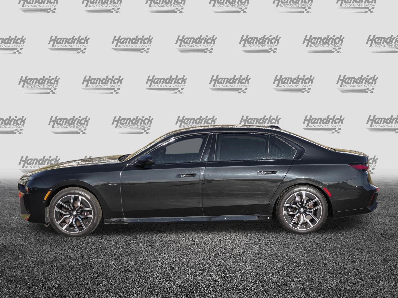 Certified 2023 BMW 760i xDrive w/ Executive Package image 6