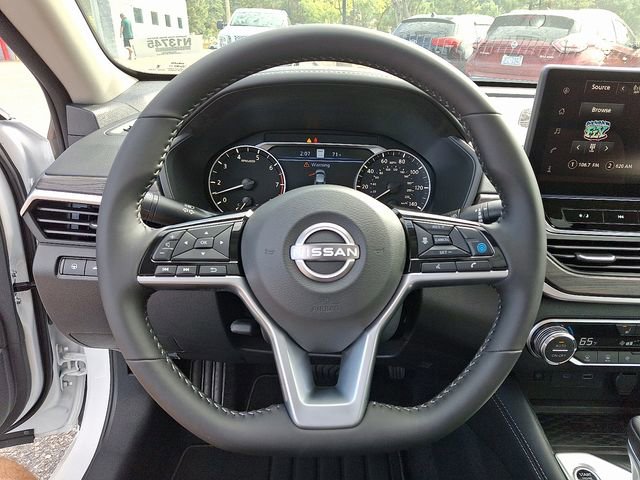 New 2025 Nissan Altima 2.5 SV w/ SV Premium Package AWD/4WD image 21
