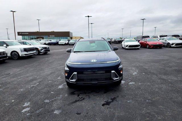 New 2027 Hyundai Kona SEL Sport AWD/4WD image 2