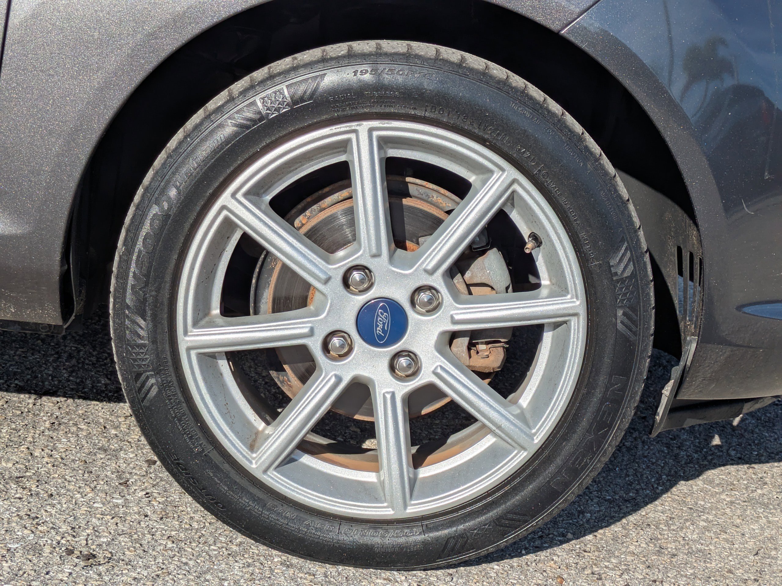 Used 2019 Ford Fiesta SE w/ Equipment Group 201A image 11