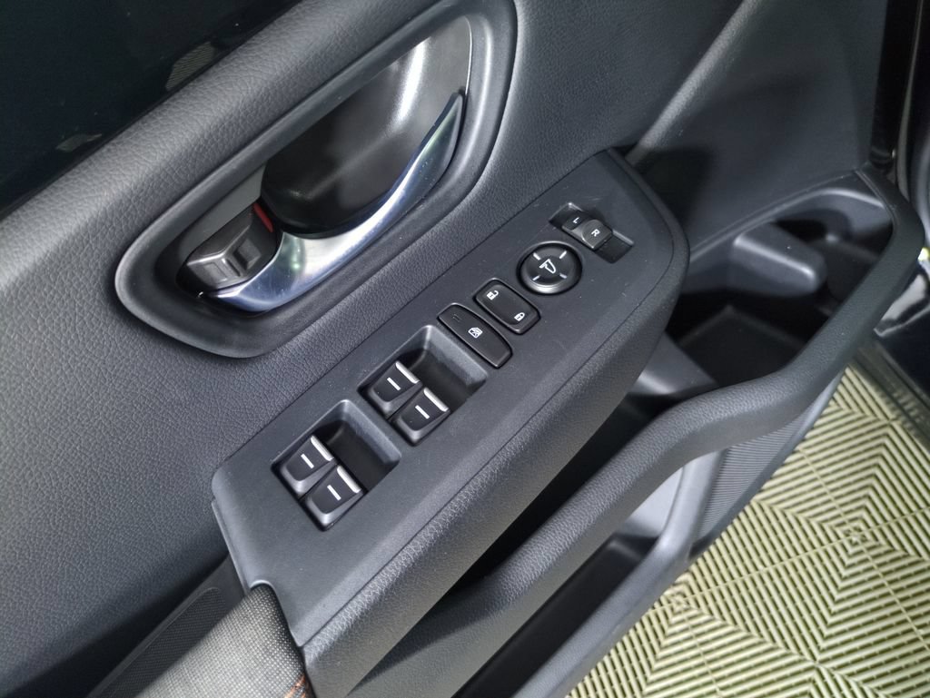Certified 2025 Honda Pilot Sport image 15